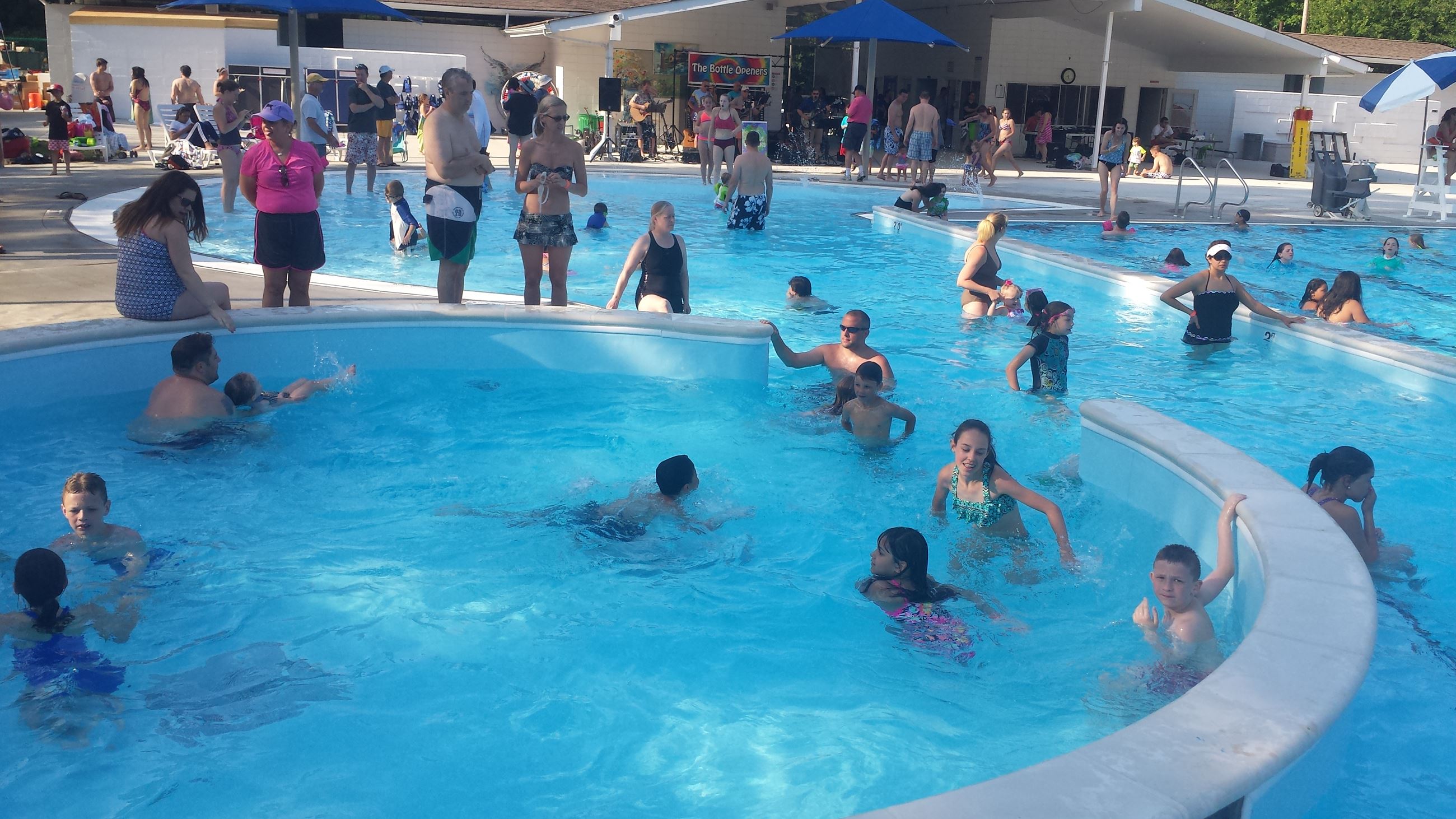 Steeter Grand Opening Photo 2